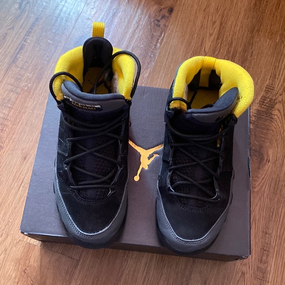 🛑SOLD🛑JORDAN RETRO 9🔥 - Picture 2 of 8